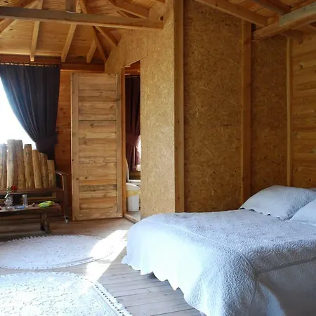 Отель Gemile Camping Фаралия